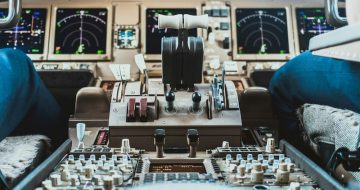 Aeroplane cockpit